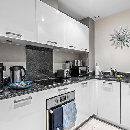 Londwell, Chelsea Living, Central Flat With Balcony 伦敦 外观 照片