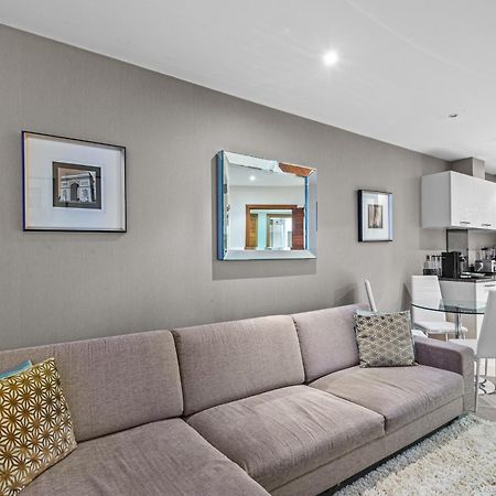 Londwell, Chelsea Living, Central Flat With Balcony 伦敦 外观 照片