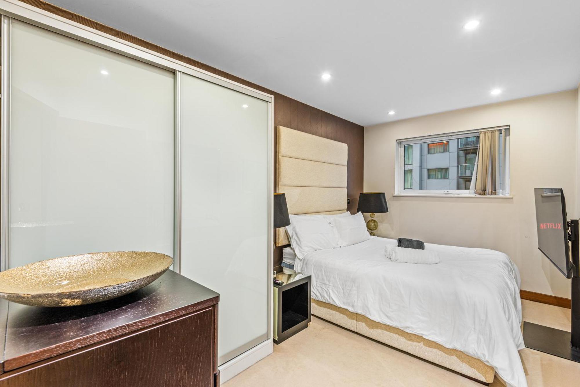 Londwell, Chelsea Living, Central Flat With Balcony 伦敦 外观 照片